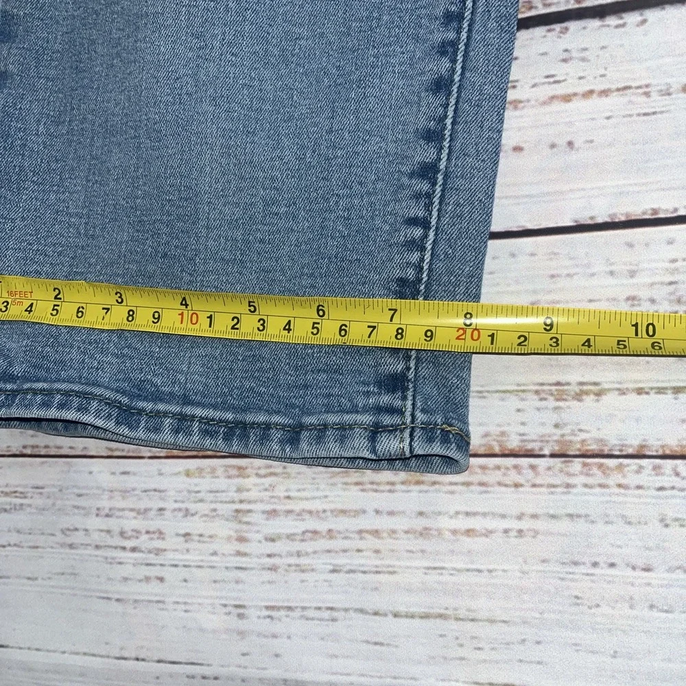 Levi's Blue Jeans Men's Denim 5-Pockets Zip Fly Medium Wash Outdoor 36x30 Cowboy